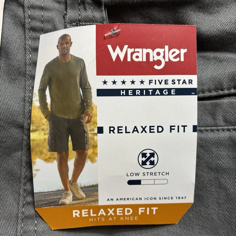 Wrangler Cargo Shorts Mens 48 Relaxed Fit Cotton Gray Outdoors Trail Casual NEW - Picture 12 of 16